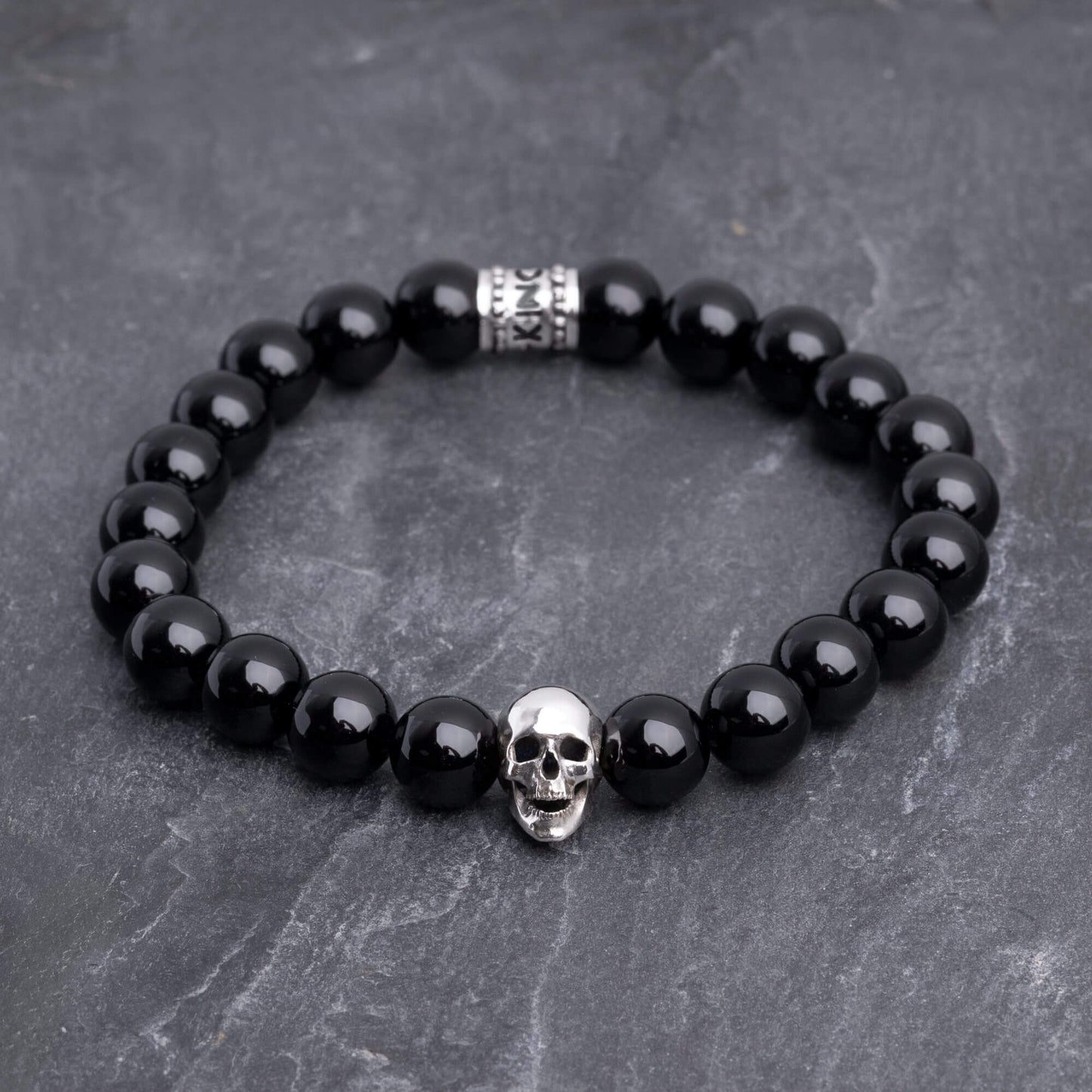 Bransoletka z korali "Skull" (Onyks, 8mm)